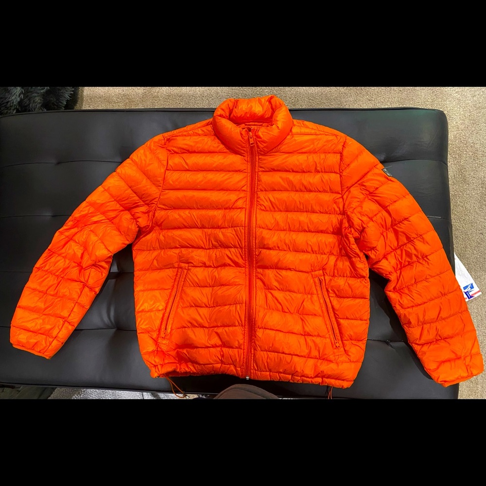 American Eagle outfitters orange Bubble jacket size Men’s XL